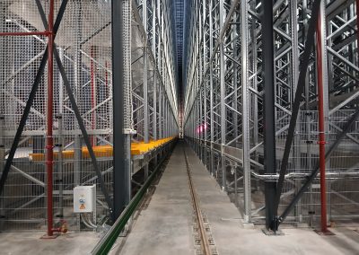 Omega - Approaching 1000000 sq ft distribution centre